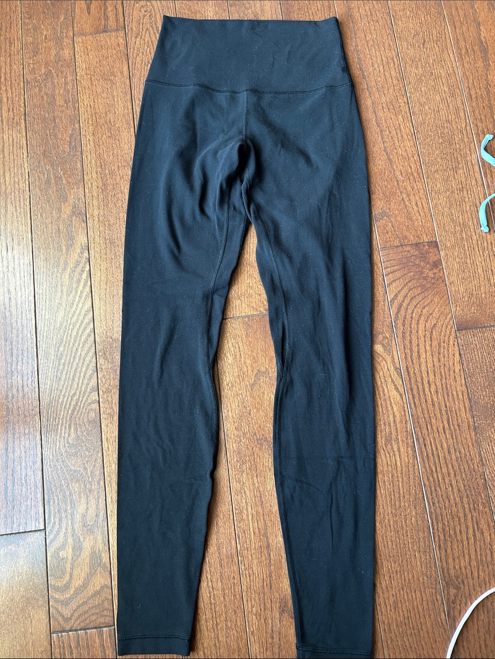 Ladies size 4 black lululemon leggings